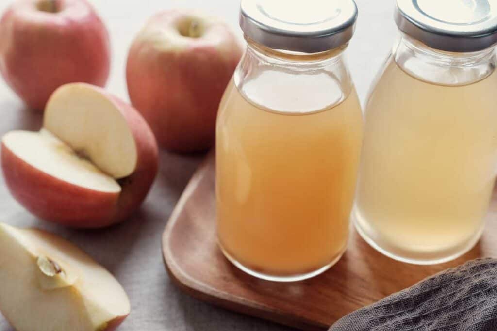 Apple cider vinegar to get rid of fruit flies!