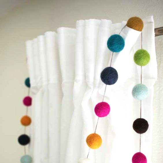 How to make a felt ball garland