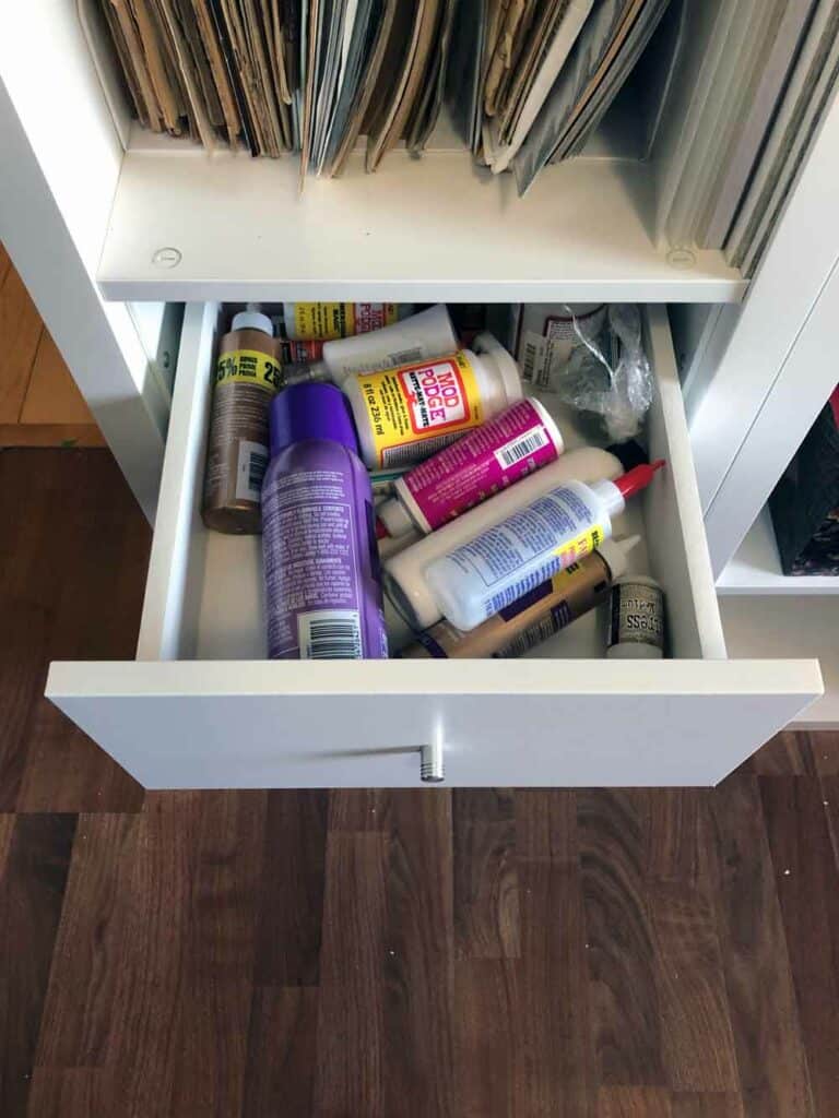 Using A Kallax Drawer Insert To Store My Glue