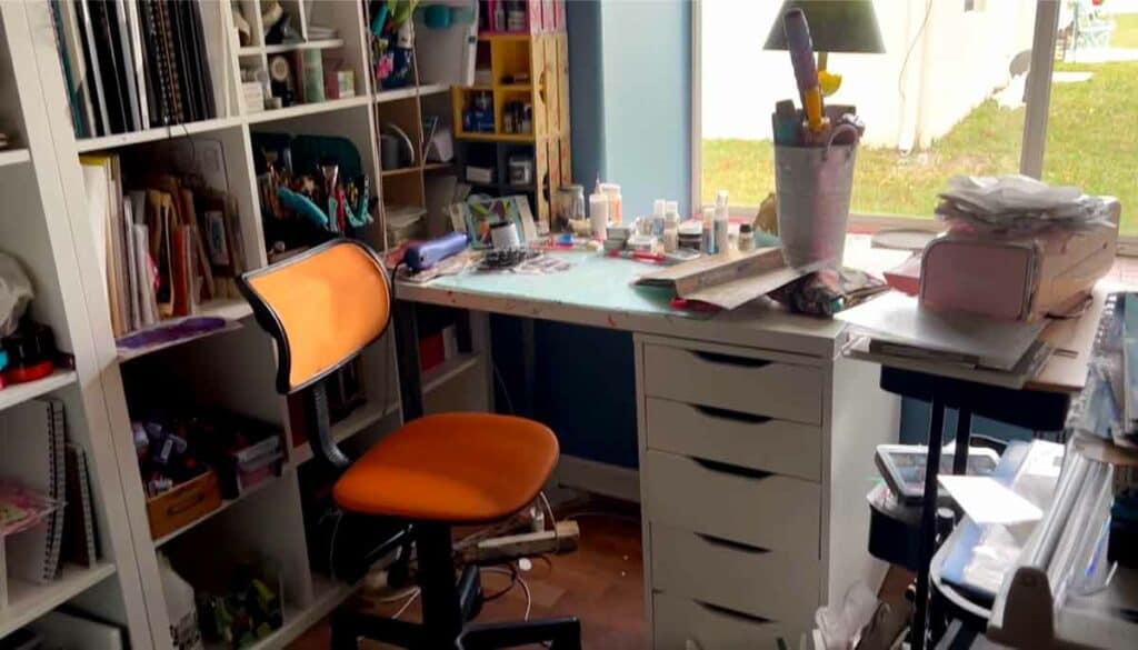Messy Craft Room - Alex Desk with Drawers