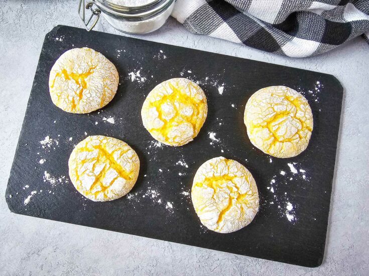 Super Simple 4 Ingredient Lemon Cake Mix Cookies
