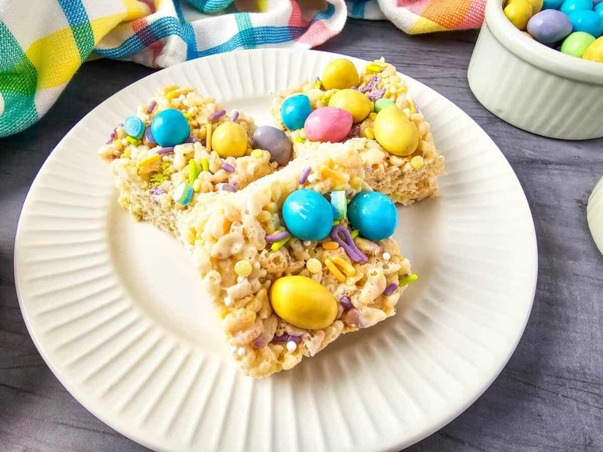 Rice Krispies Treats For Easter - Easy No Bake Recipe · Artsy Fartsy Life