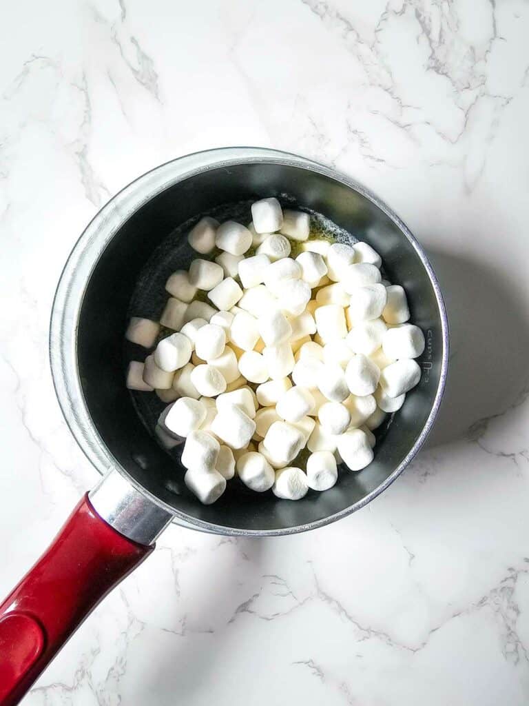 Valentine's Popcorn with Candy Melts