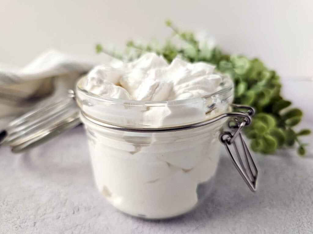 How To Make The Best DIY Homemade Whipped Body Butter
