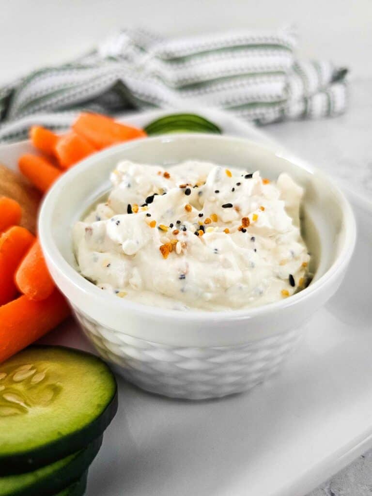 Easy Everything Bagel Cream Cheese Dip Recipe
