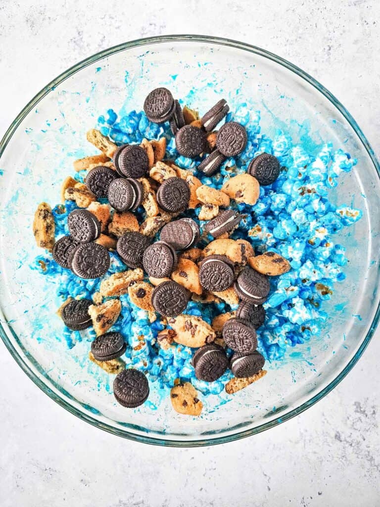 Cookie Monster Popcorn Balls For Movie Night or Parties!
