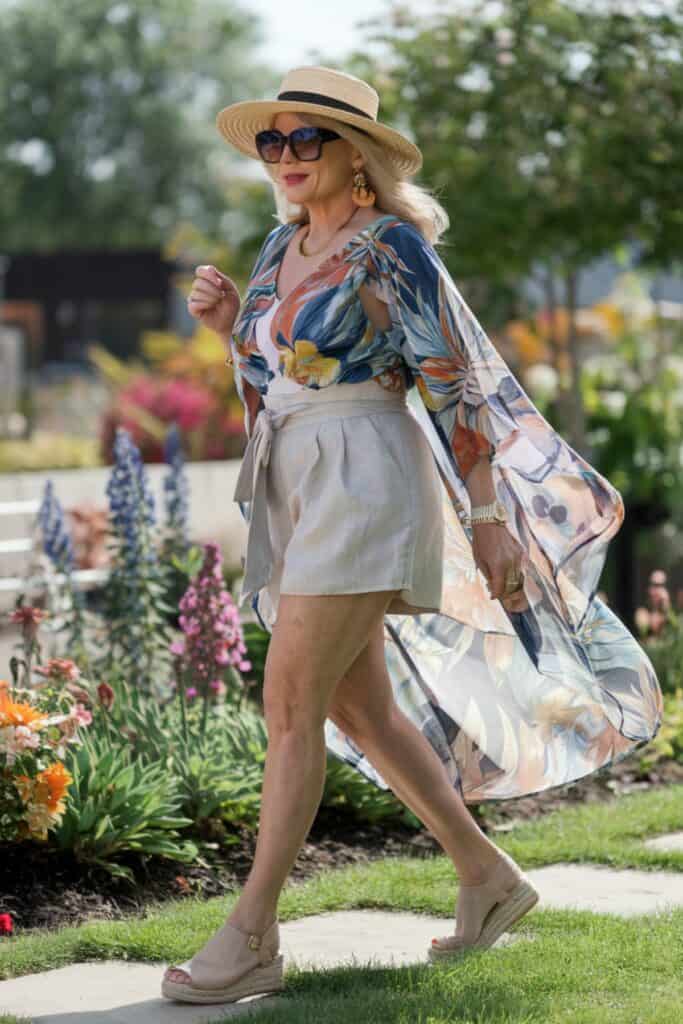 1. Linen Elegance in the Garden 1. Linen Elegance in the Garden