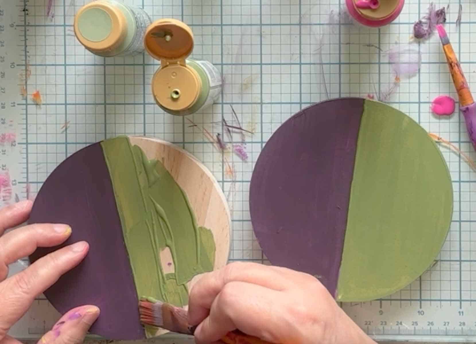Colorful Risers That'll Elevate Your Holiday Home Decor (Literally ...