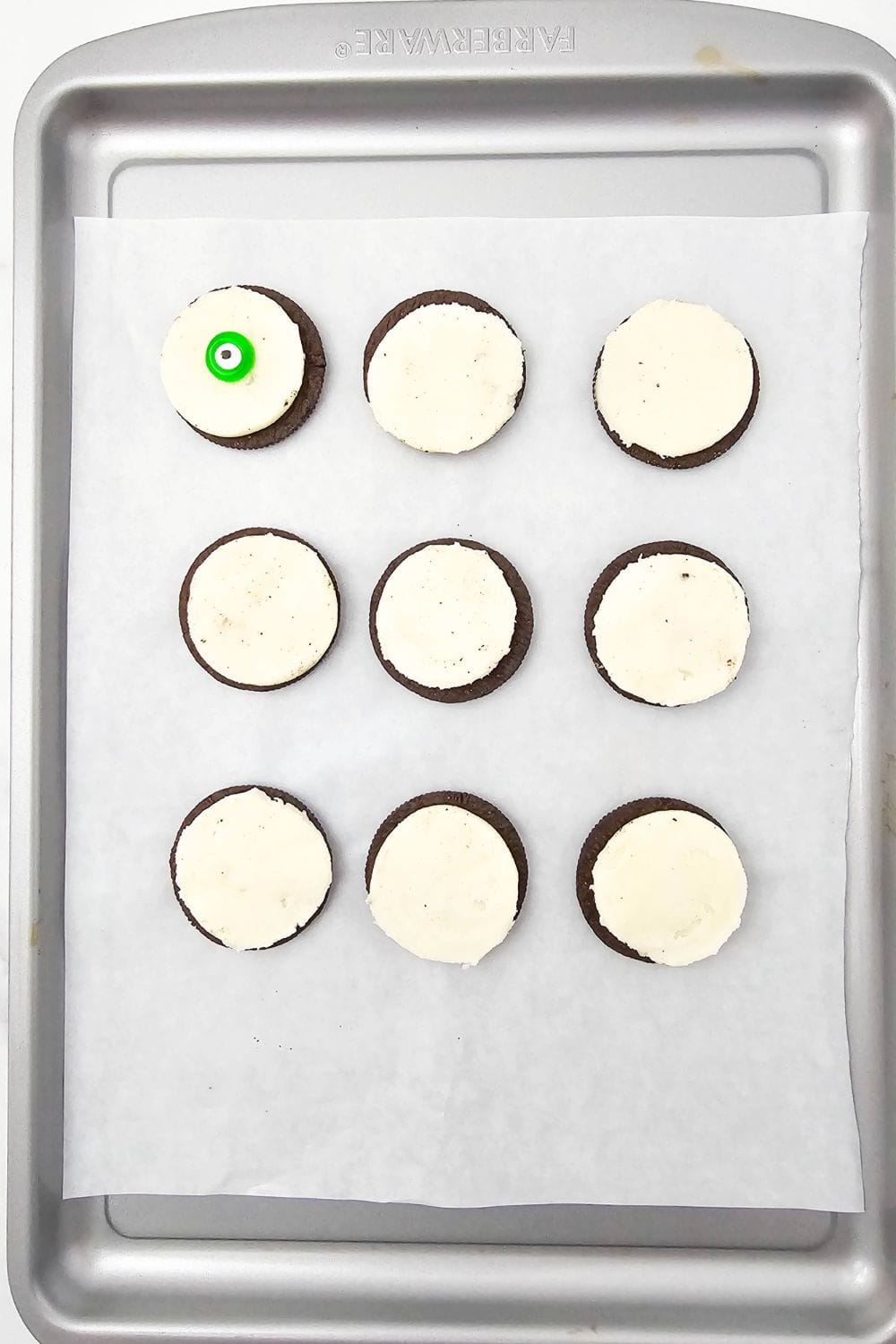 Spooky Oreo Eyeballs – A No-Bake Halloween Treat Spooky Oreo Eyeballs – A No-Bake Halloween Treat
