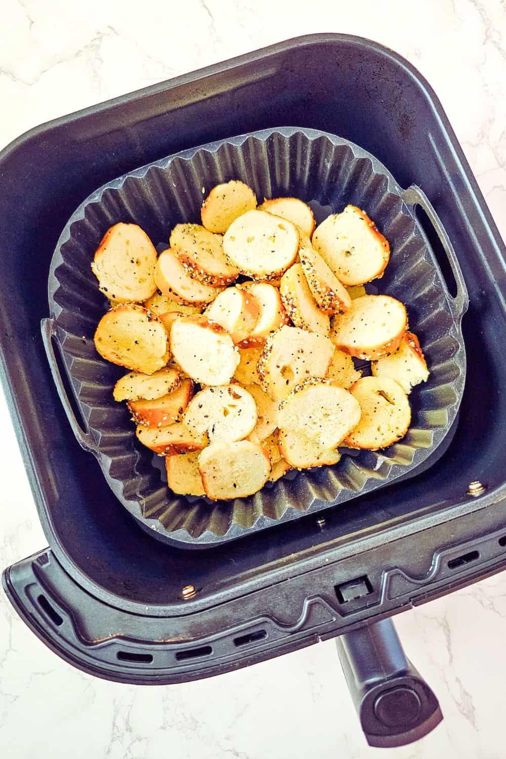 These Everything Bagel Crisps Are the Star of My Snack Drawer Now!