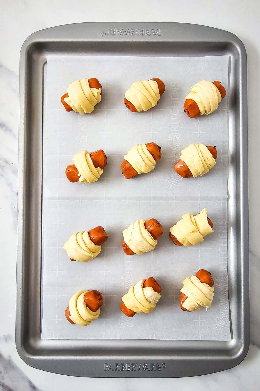 Pigs in a Blanket – The Ultimate 1980s Game Day Classic!