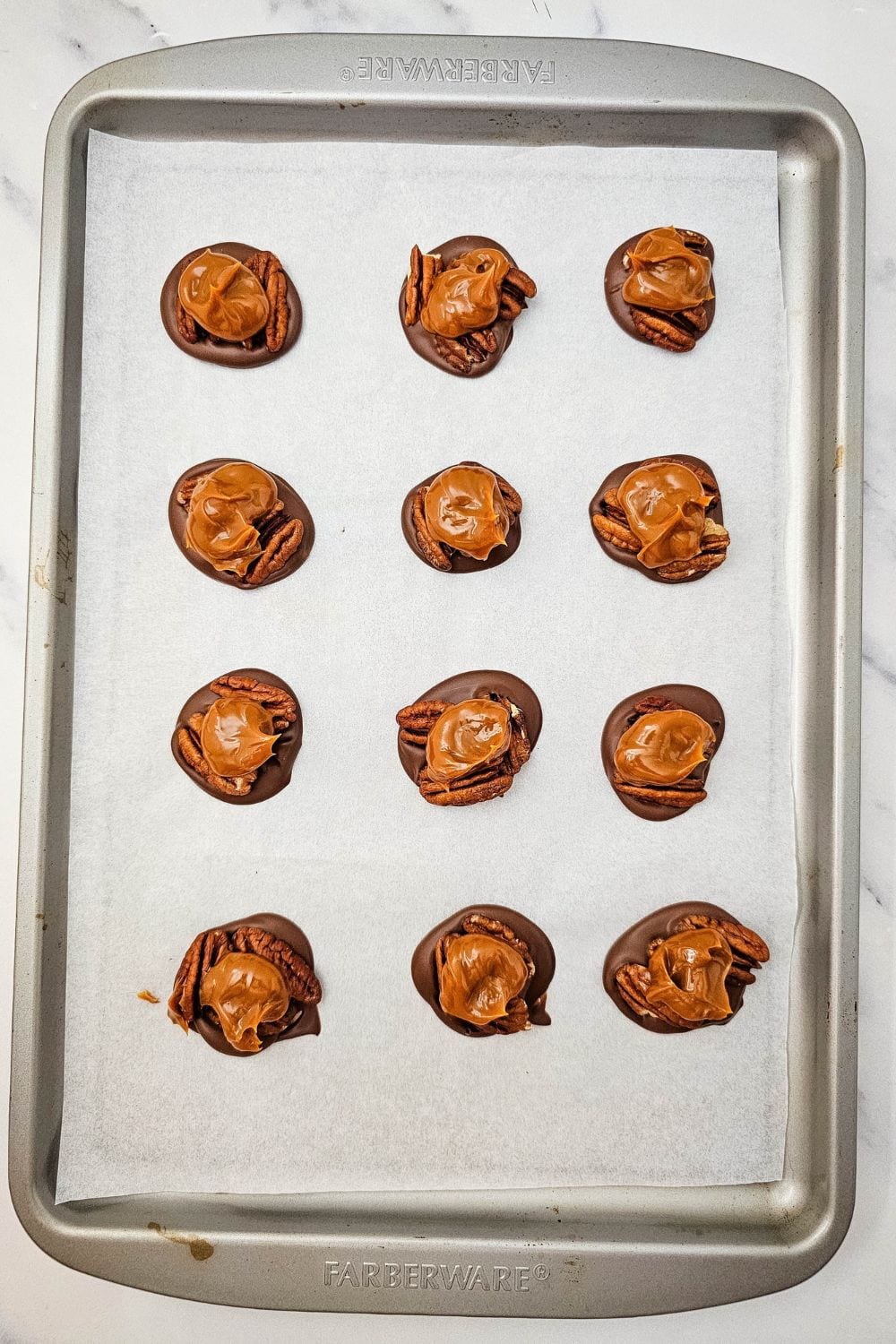Retro Christmas Cookies - Caramel Pecan Turtles