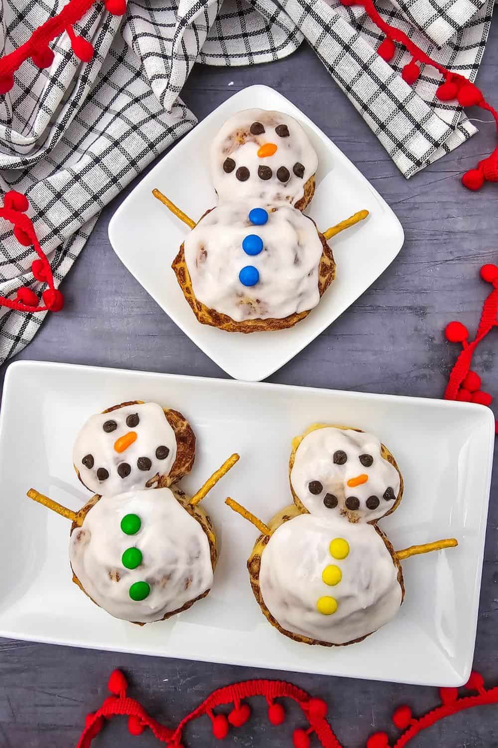 Snowman Cinnamon Rolls – The Cutest Christmas Breakfast Ever! Snowman Cinnamon Rolls – The Cutest Christmas Breakfast Ever!