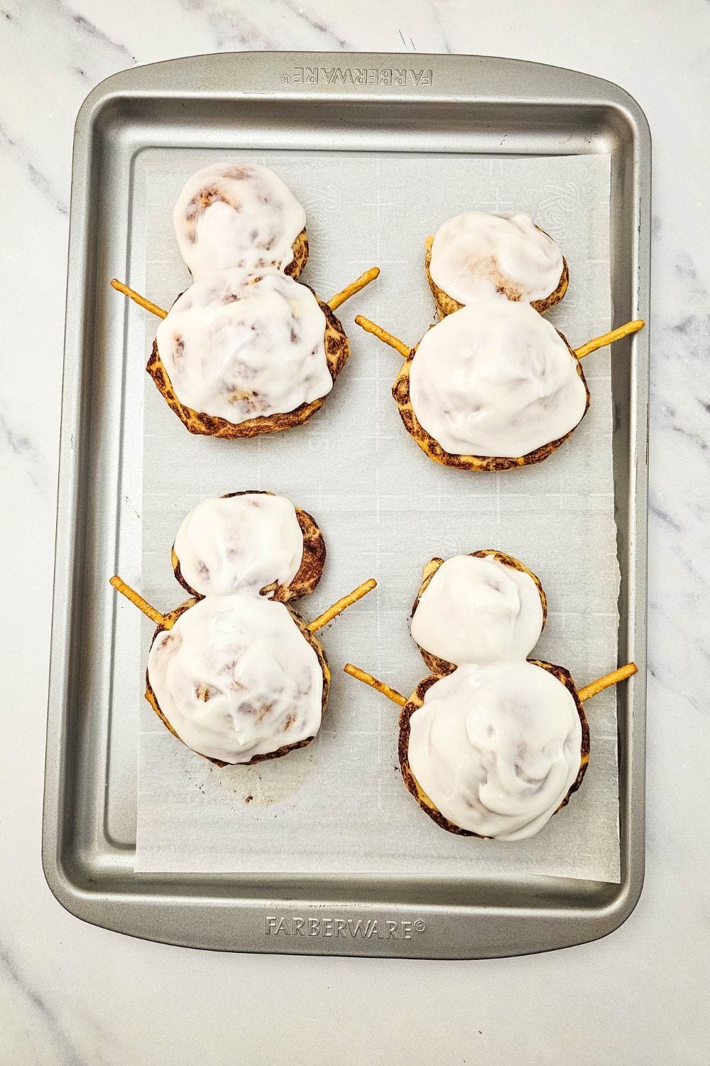 Snowman Cinnamon Rolls – The Cutest Christmas Breakfast Ever! Snowman Cinnamon Rolls – The Cutest Christmas Breakfast Ever!