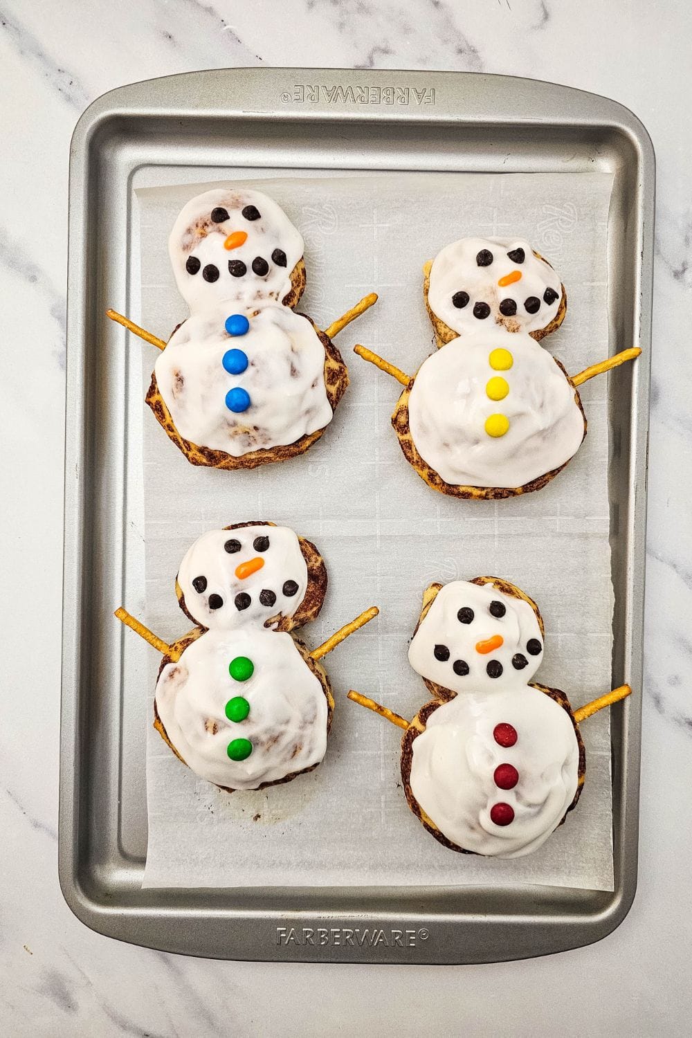 Snowman Cinnamon Rolls – The Cutest Christmas Breakfast Ever! Snowman Cinnamon Rolls – The Cutest Christmas Breakfast Ever!
