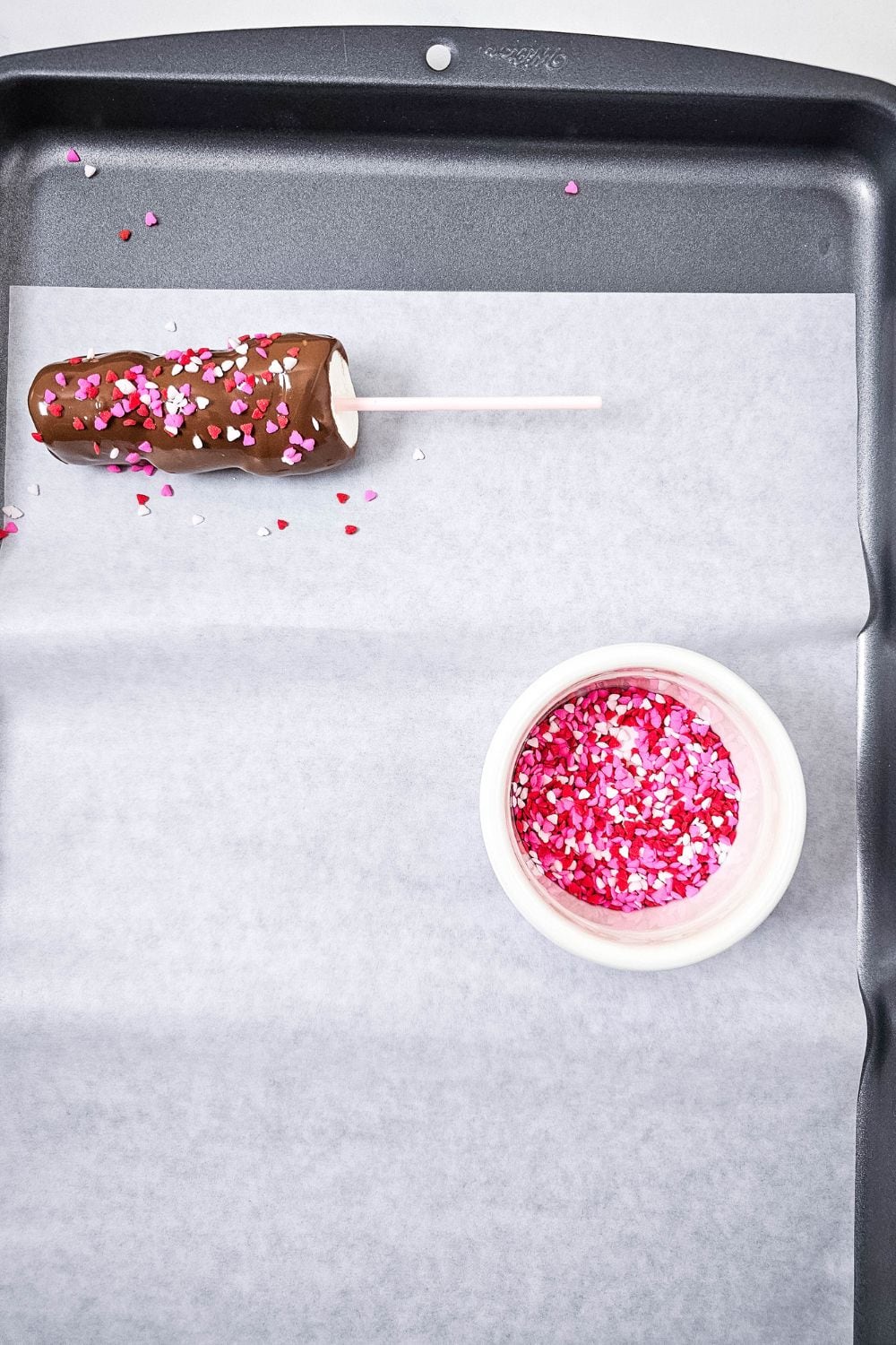 Valentine’s Marshmallow Pops - A Sweet Treat on a Stick!