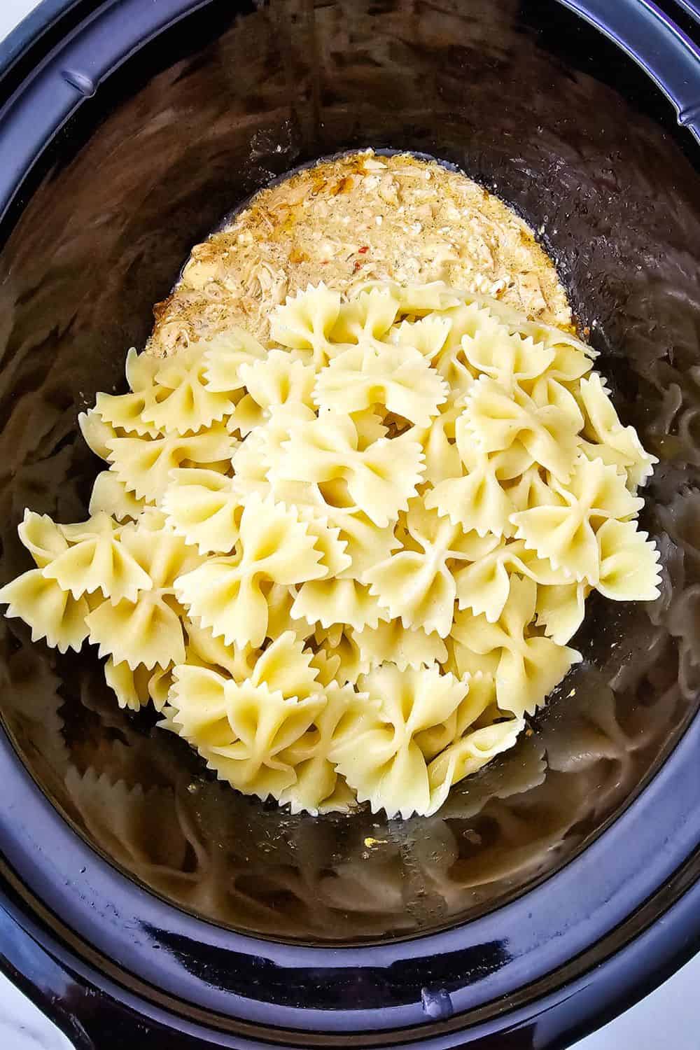 Dump-and-Go Chicken Pasta Casserole - Crockpot Style