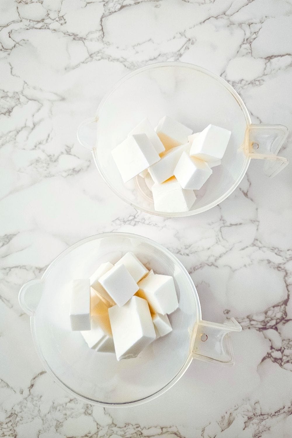 Buzz-Worthy Beauty: DIY Honey Swirl Soap Bars for Soft, Glowing Skin