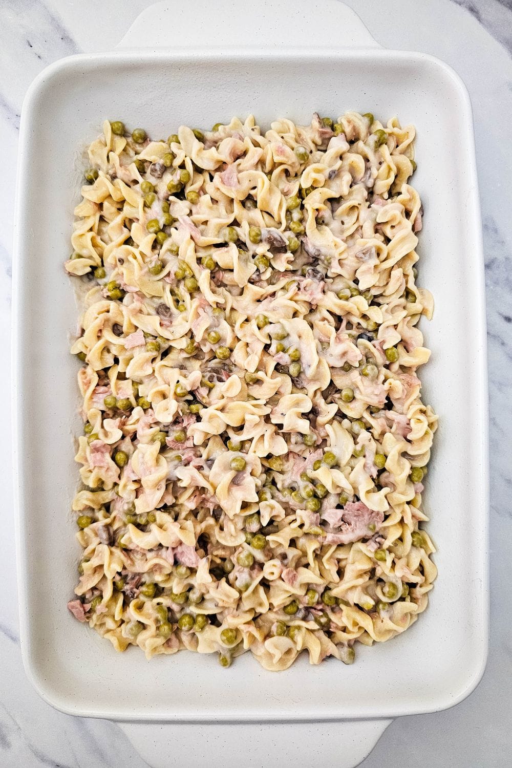 Old-Fashioned Tuna Noodle Casserole (The Creamy, Crunchy Classic We Grew Up With)