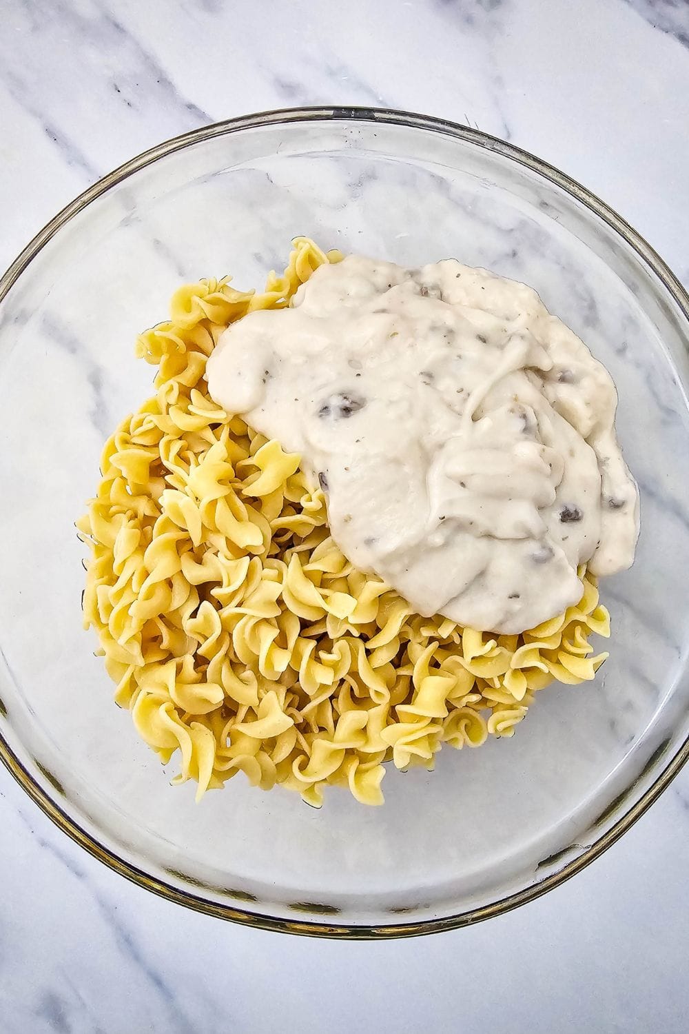 Old-Fashioned Tuna Noodle Casserole (The Creamy, Crunchy Classic We Grew Up With)