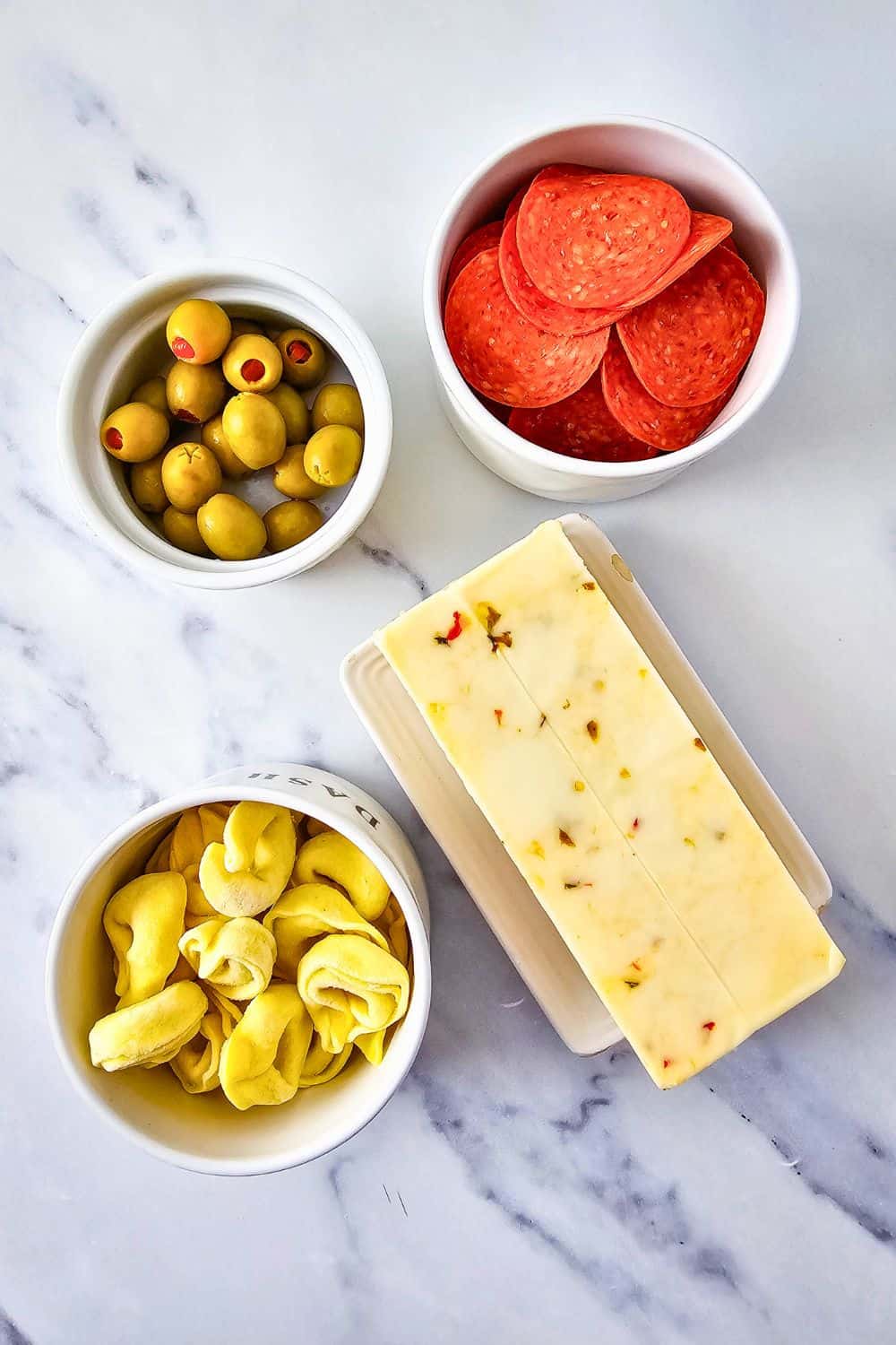 Tortellini Antipasto Skewers (Easy Party Appetizer)