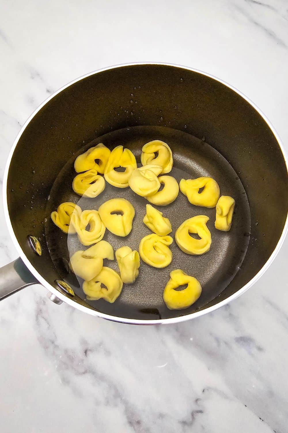 Tortellini Antipasto Skewers (Easy Party Appetizer)