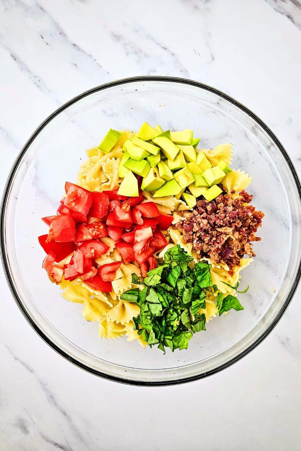 Creamy Avocado Pasta Salad with Crispy Bacon and Fresh Basil