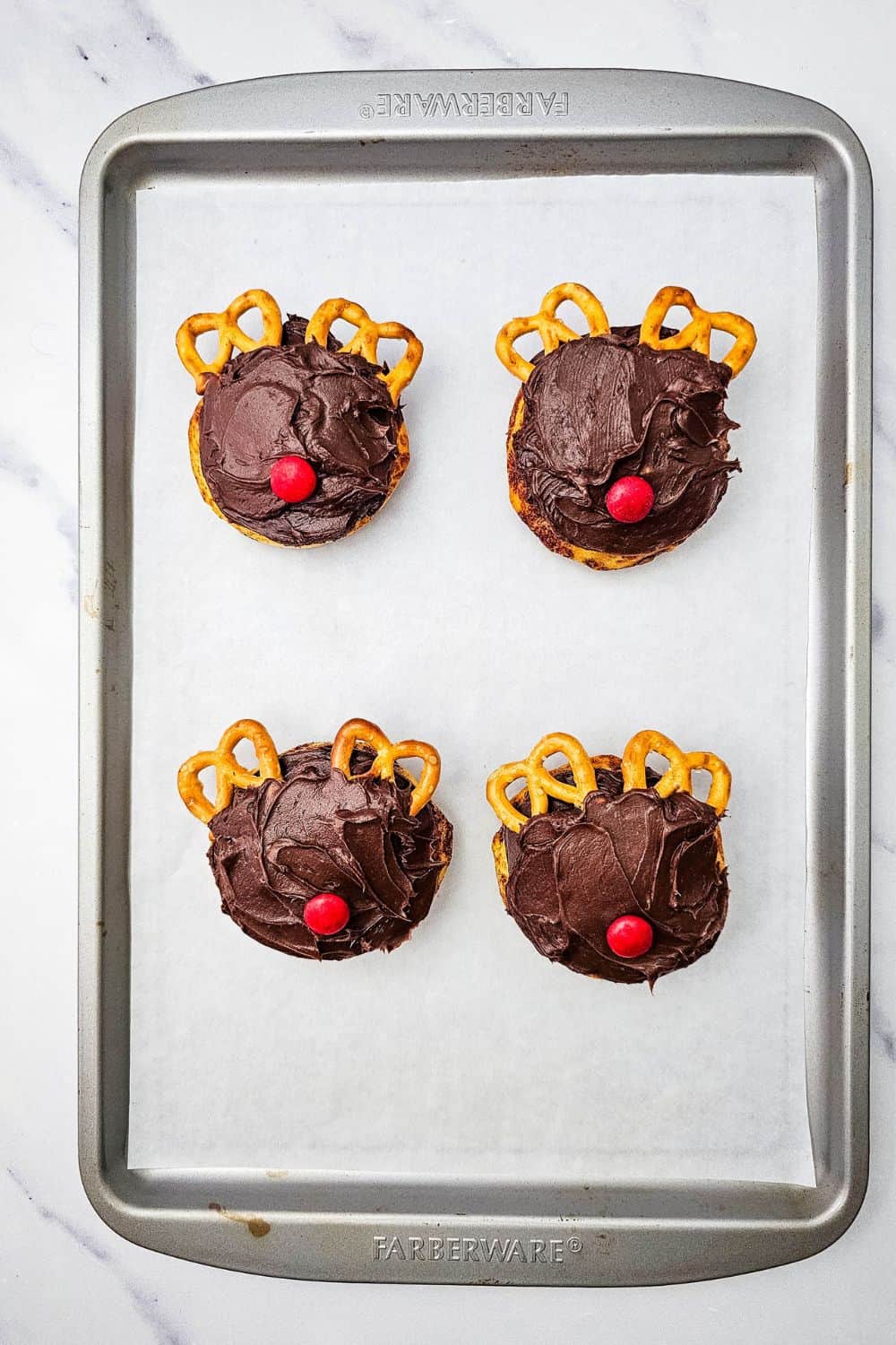 Easy Christmas Morning Breakfast - Adorable Reindeer Cinnamon Rolls